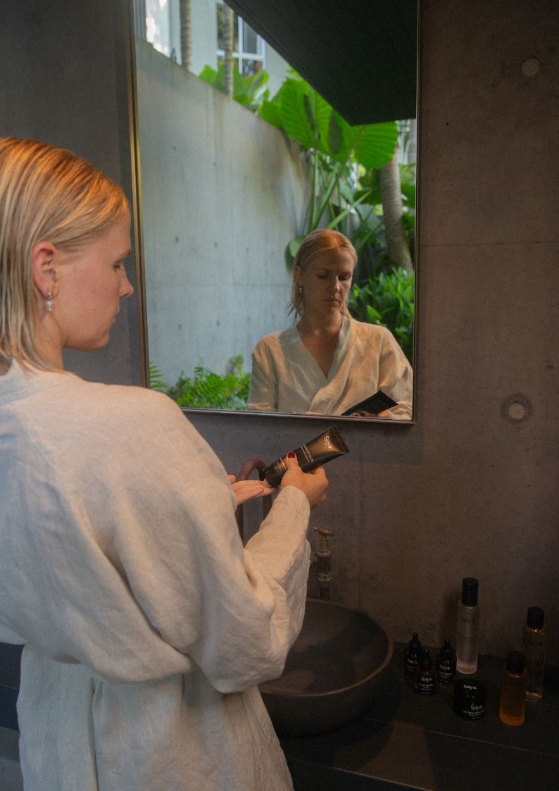 Transitioning Your Skincare Routine for Autumn