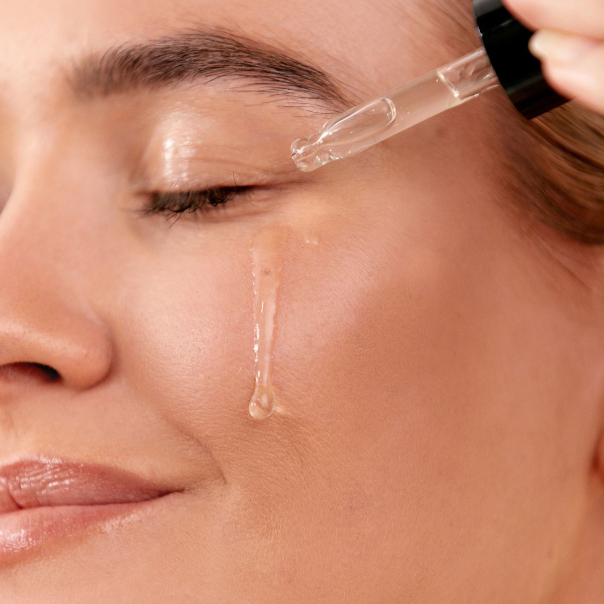 Vitamin C Serum Benefits For The Skin